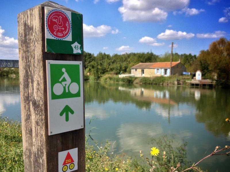 'Vélo Francette' - totaal - van Normandië naar de Atlantic 'Vélo Francette' - totaal - van Normandië naar de Atlantic