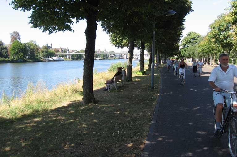 Maasroute fietsen: ontspannen fietsen langs rivier de Maas