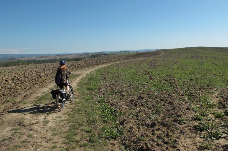 Dwars door Italië fietsen over authentieke landelijke paadjes