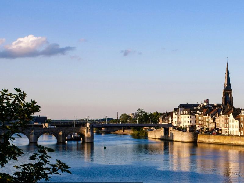 Maasroute - van Maastricht naar Sedan Maasroute - van Maastricht naar Sedan